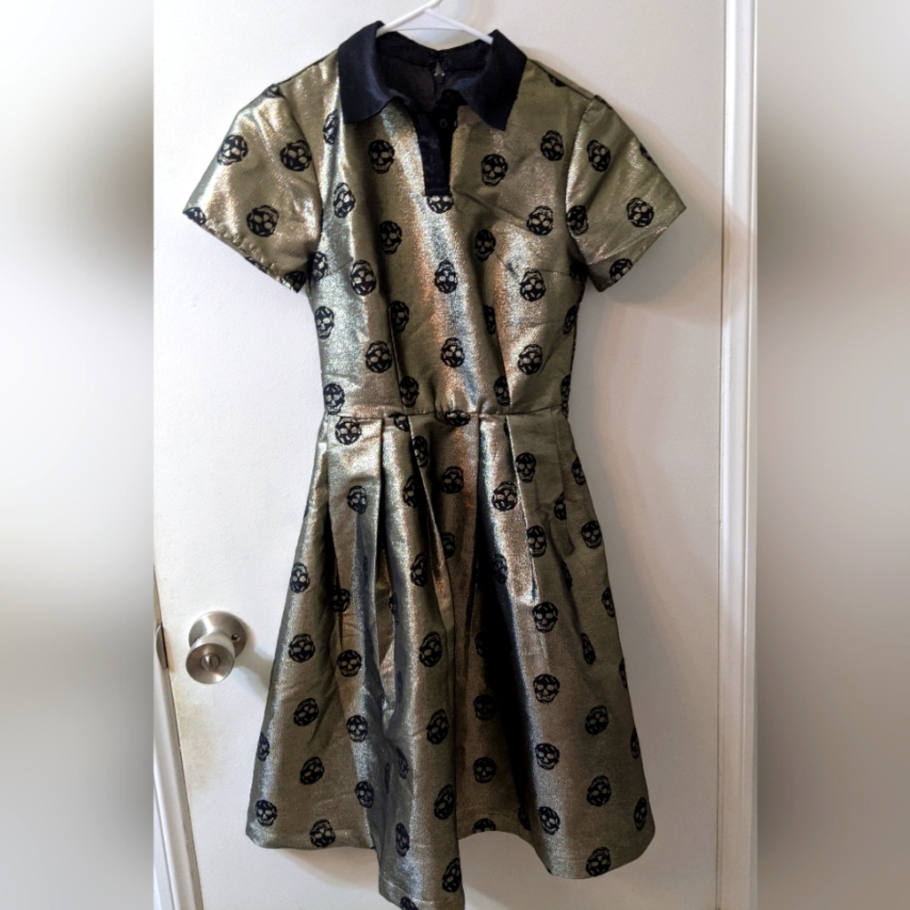 Modcloth Halloween shimmery skull dress